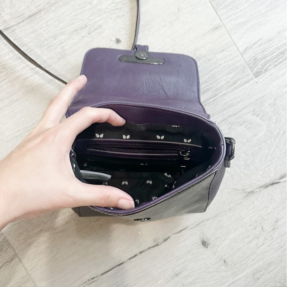 Disney Parks Haunted Mansion Bat Crossbody Purse - Picture 11 of 12